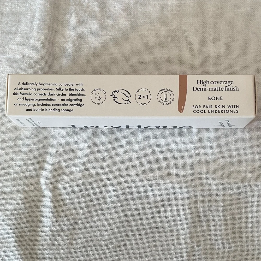 treStiQue Cream Concealer with Sponge - Picture 4 of 5